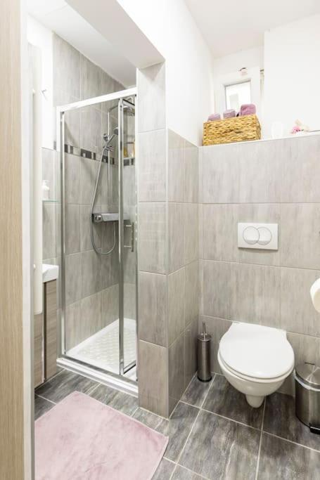 Marinianis Premium Apartment Zagreb Buitenkant foto