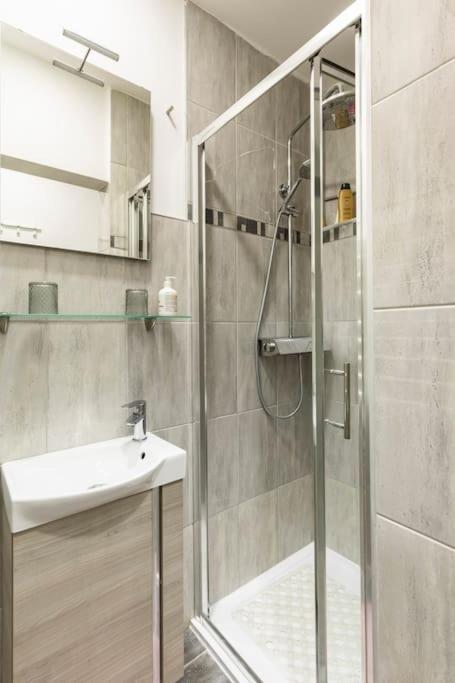 Marinianis Premium Apartment Zagreb Buitenkant foto